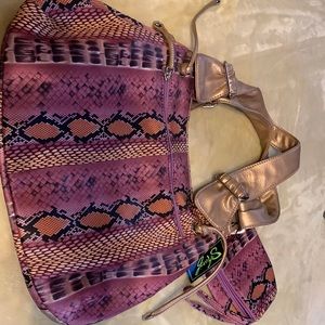 Sharif gorgeous supple leather purse